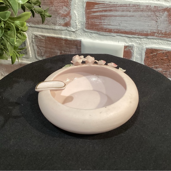 Vintage Lefton China USA Ceramic Crafted Cigarette Ashtray - Collectible - Picture 3 of 9